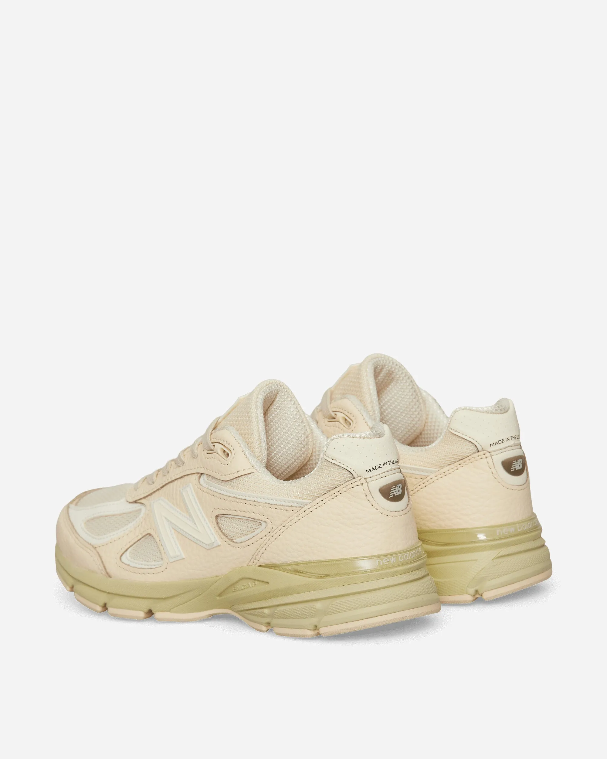 990v4 Sneakers Macadamia Nut / Morel