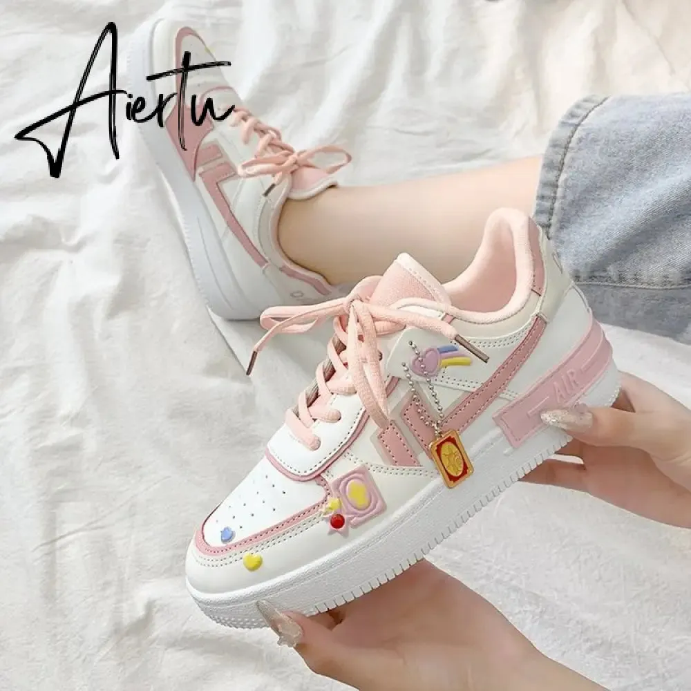 Aiertu Women Sneakers White Pink Tennis Cute Lovely Girl Casual Shoes Female Student Blue Low Top Platform Flats Ladies Vulcanize Shoes