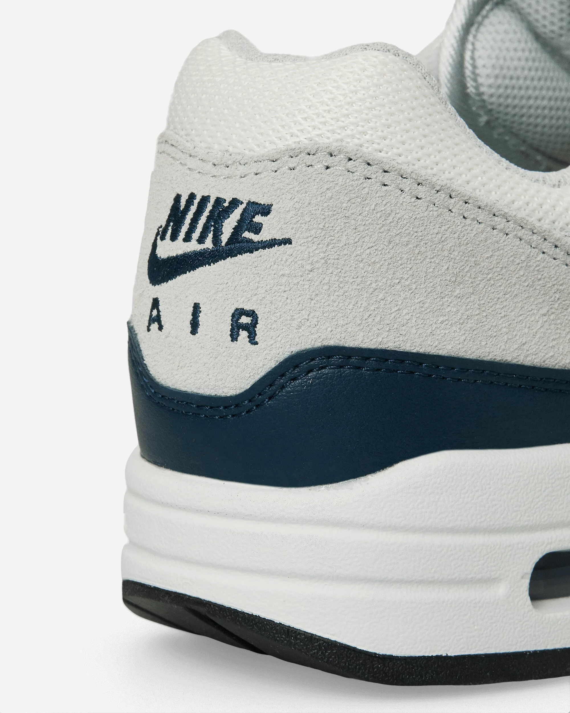 Air Max 1 Essential Sneakers Summit White / Armory Navy