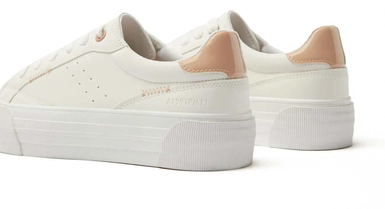 BERSHKA Contrasting high-top sneakers