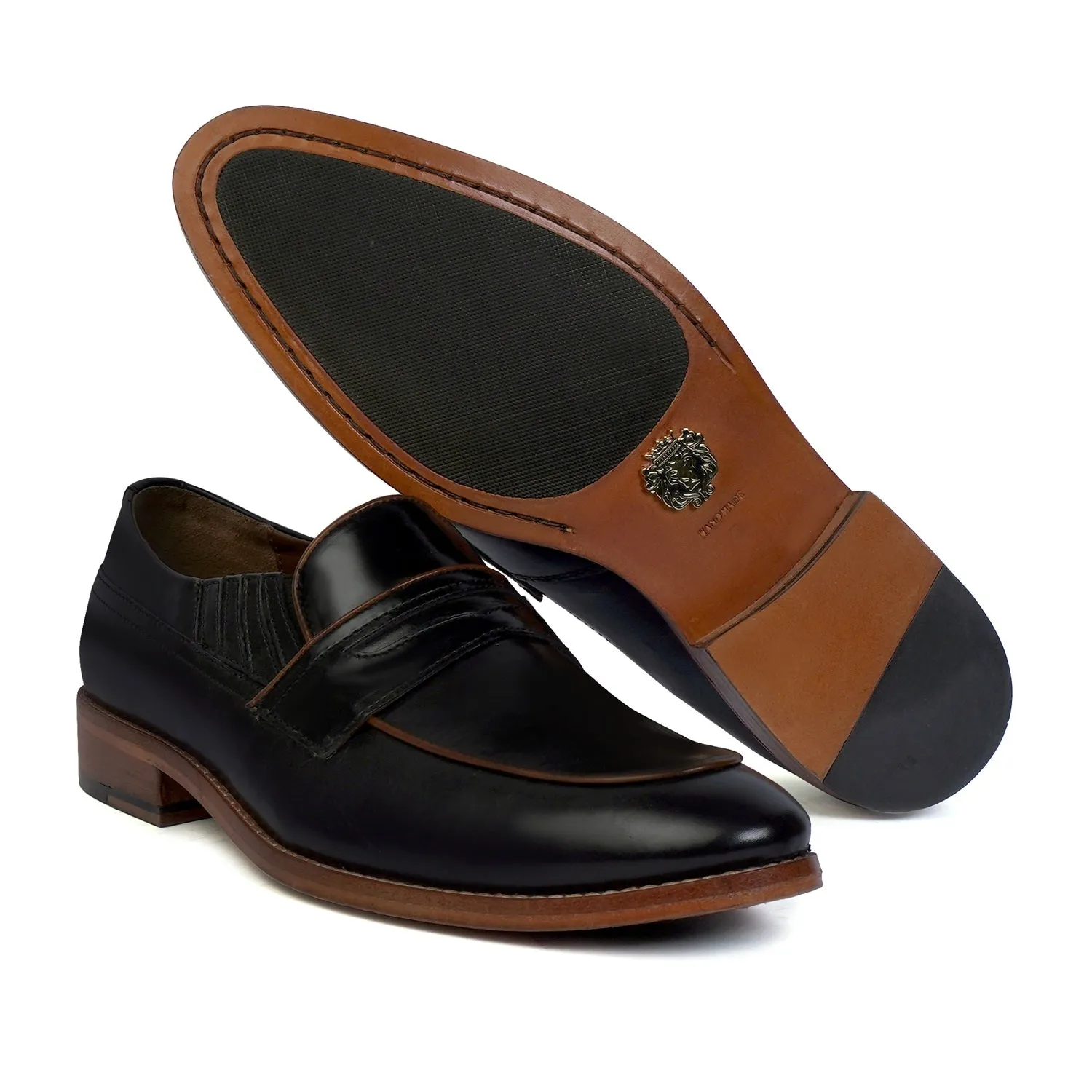 Black Leather Loafer with Contrasting Sole