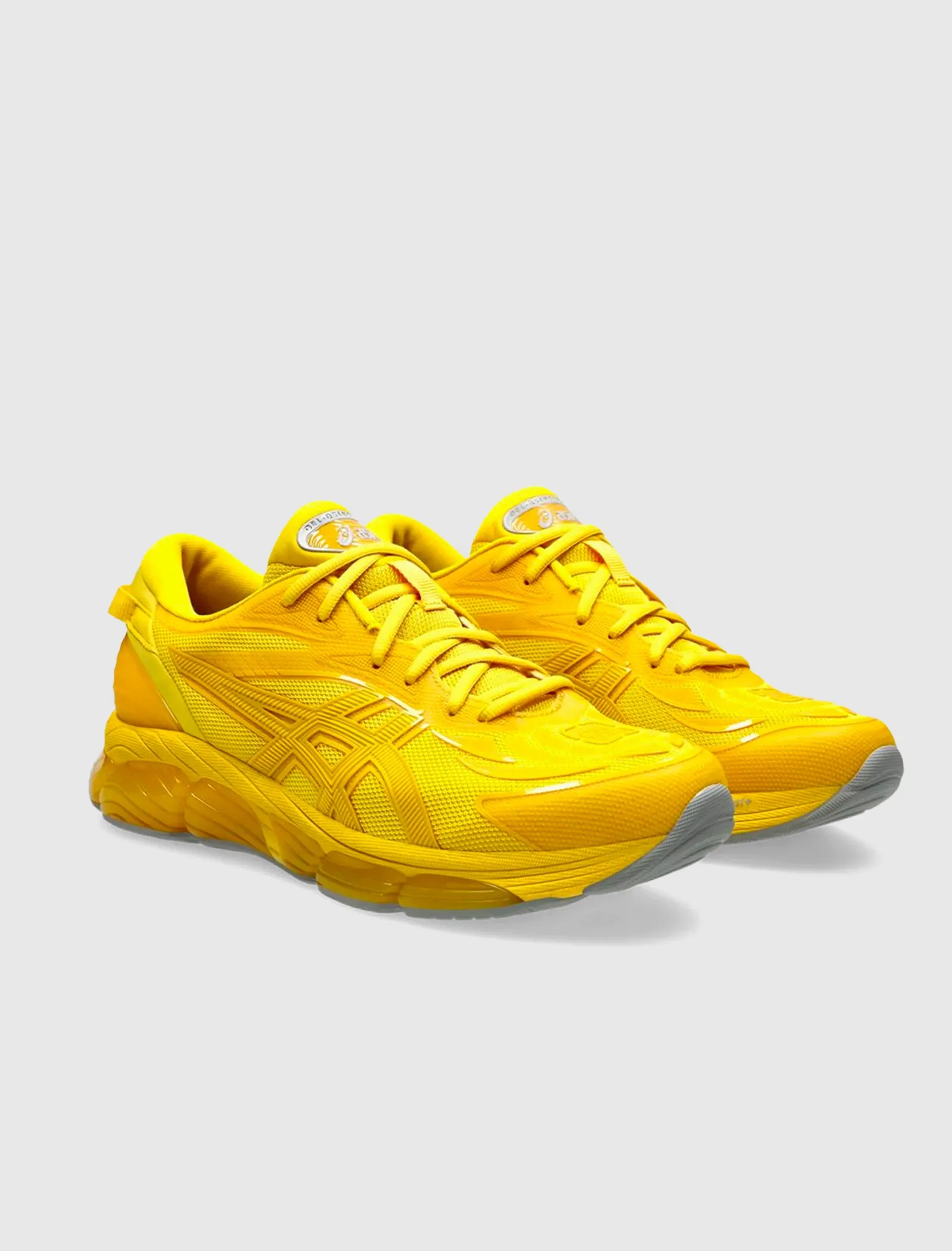 CP COMPANY X GEL- QUANTUM 360 VIII "MISSION YELLOW"