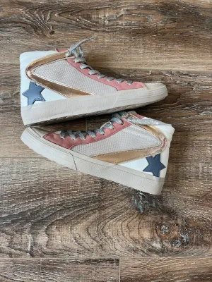 Mauve star sneakers