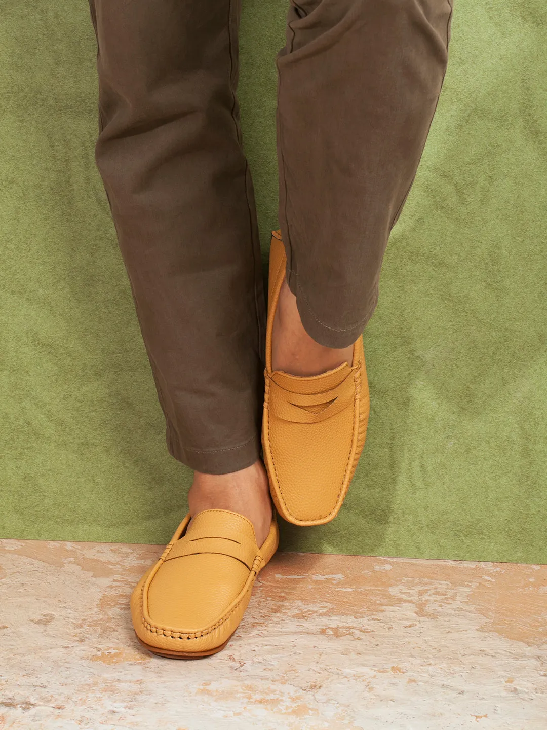 Men's Mustard Moc Toe Casual Loafer (IX4110)