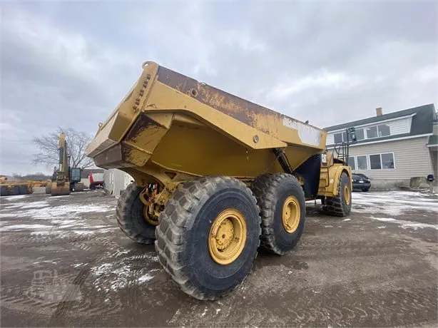 Model 1914 – Loaders, Off-road Dump Trucks, Scrapers, Cranes, Large Fork Lifts, Graders