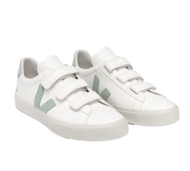 VEJA Recife Chromefree leather white matcha Women