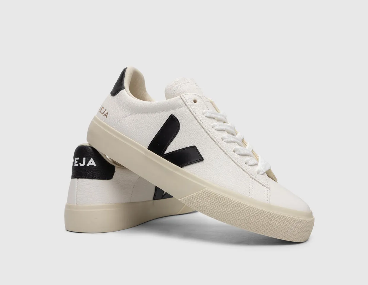 VEJA Women's Campo Extra White / Black