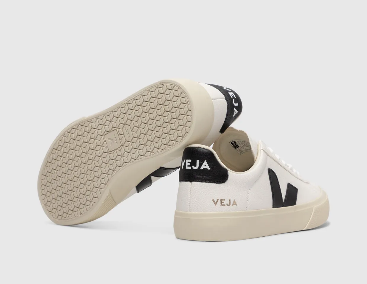 VEJA Women's Campo Extra White / Black